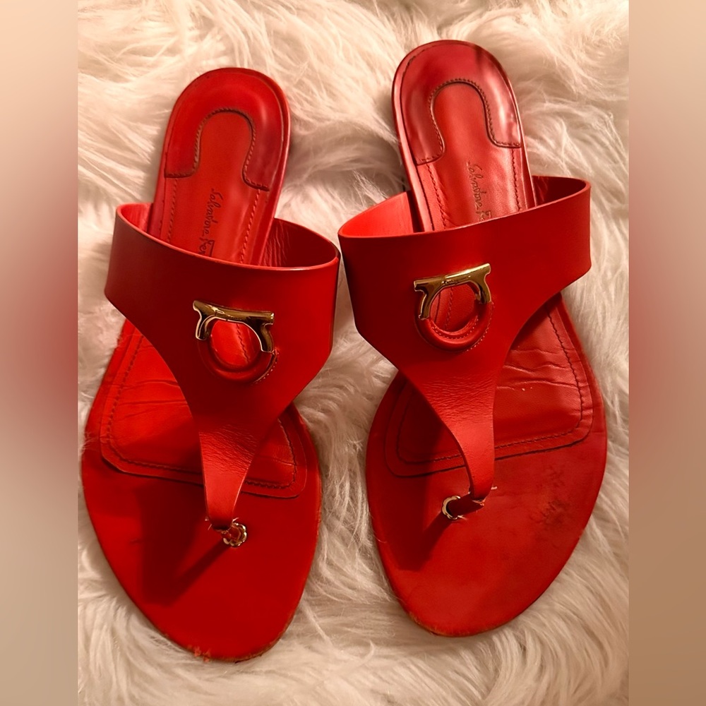 salvatore ferragamo sandals